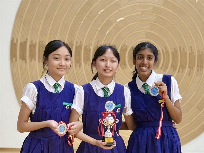 YEAR 19 AIR RACE RESULT - Raffles Girls' School